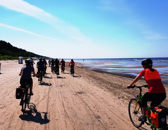 Keliones geriausia matuoti su draugais